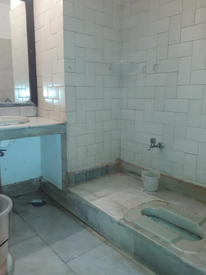 Standard Hotel And Resturant Srinagar (Jammu and Kashmir) Bagian luar foto